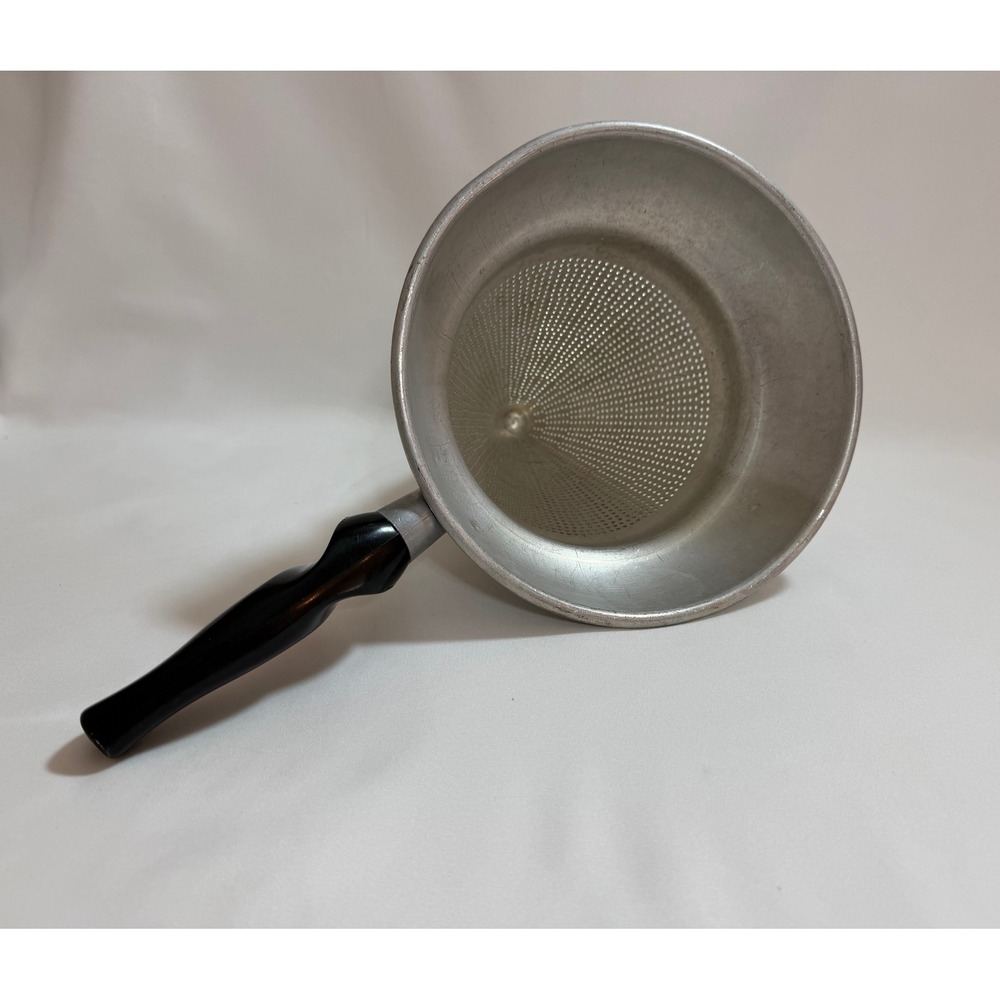 Vintage Wear-Ever No 475 Aluminum Conical Chinois Strainer Sieve Black Handle